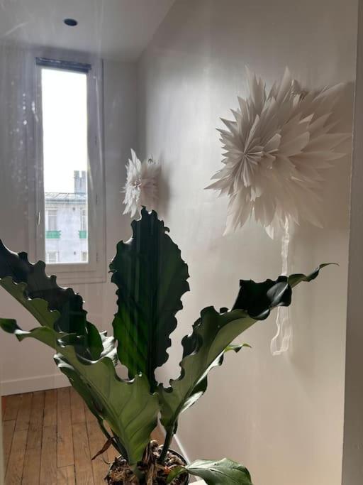 Un Fabuleux Decor Pour Un Chaleureux Appartement Париж Екстериор снимка