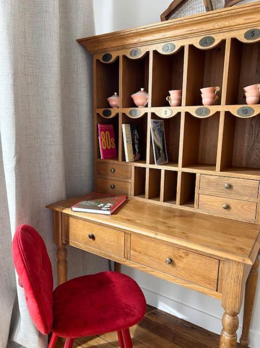 Un Fabuleux Decor Pour Un Chaleureux Appartement Париж Екстериор снимка